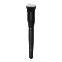 E.L.F. LIQUID BLUSH BRUSH (BROCHA SUAVE Y ANGULAR PARA RUBOR)